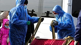 Ρωσία: «Καλπάζει» ο κορωνοϊός 
