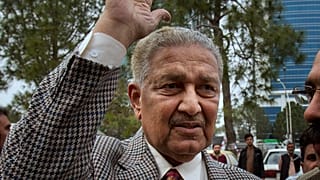 Dr. Abdul Kadir Han