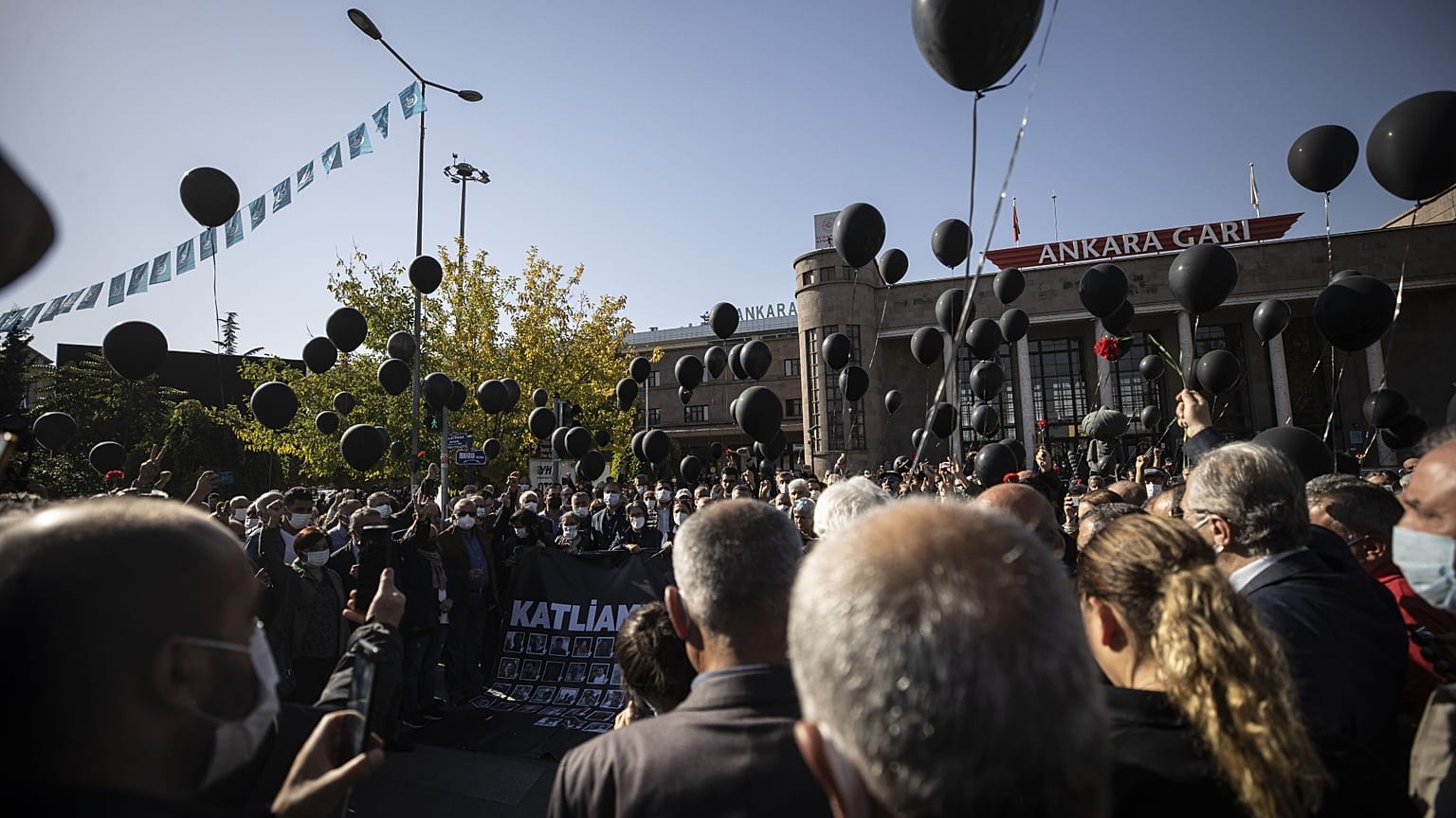 Ankara Garı saldırısında hayatını kaybedenler anıldı