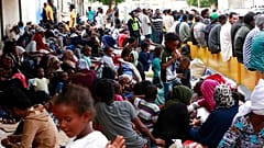 Sit-in de réfugiés africains devant le bureau local du Haut Commissariat des Nations Unies pour les réfugiés (HCR), Tripoli (Libye), le 09/10/2021