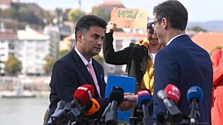 Márki-Zay Péter és Karácsony Gergely pénteki, közös sajtótájékoztatójukon, ahol Karácsony bejelentette: kiszáll a versenyből