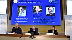 Les photos des trois lauréats américains du prix Nobel d'économie, David Card, Joshua Angrist et Guido Imbens.