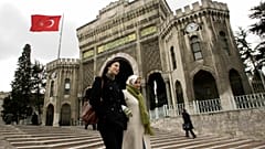 İstanbul Üniversitesi girişi (Arşiv)