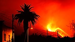 Der Vulkan auf La Palma spuckt weiter Lava aus