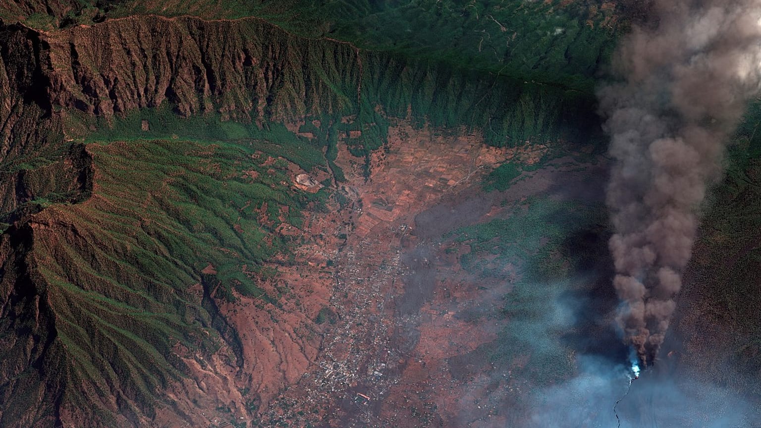  Cumbre Vieja Yanardağı