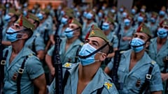 Ισπανία: Η χώρα τίμησε με στρατιωτική παρέλαση την εθνική γιορτή της