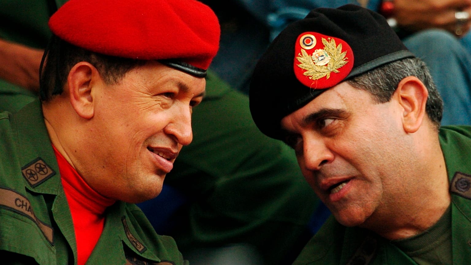 Baduel fue considerado como el artífice de la vuelta de Chávez a la Presidencia tras el golpe de Estado que lo derrocó durante 48 horas en abril de 2002.