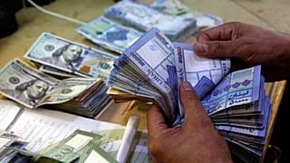 الليرة اللبنانية تسجل سقوطا جديدا 