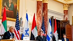 Atomstreit: Israel droht Iran mit Gewalt