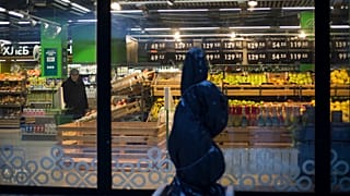 Rusya'da bir market alış verişi