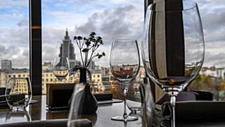 Gedeckter Tisch im Twins Garden
