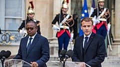 Presidentes da Guiné-Bissau e de França no Palácio do Eliseu