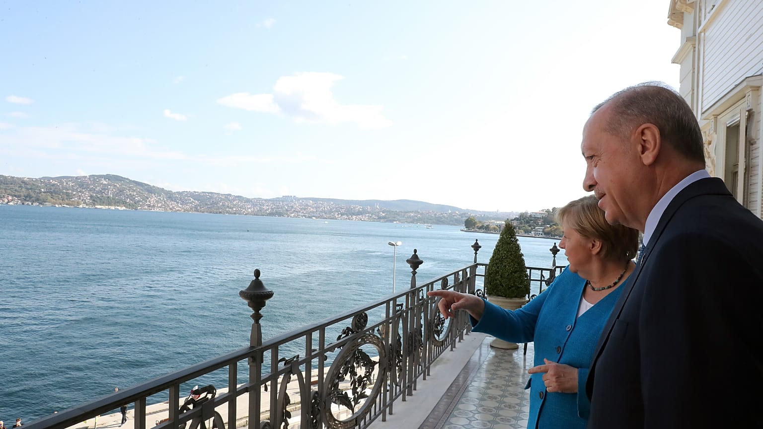 Merkel, Erdoğan ile bir araya geldi