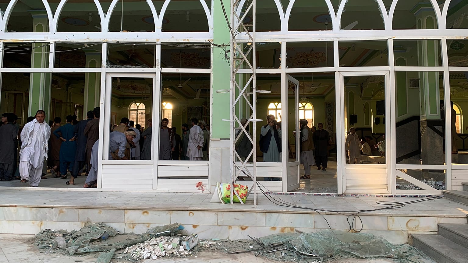 Ezúttal is az ISIS robbantott a siíta mecsetben