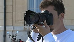فنانون أفغان لاجئون في فرنسا. 