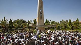 Sudan'da yönetim karşıtı protesto