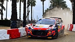 Thierry Neuville reforçou a terceira posição no Mundial de pilotos do WRC