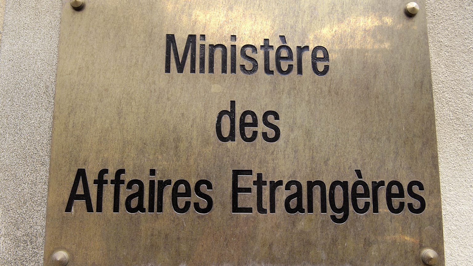 A picture taken 29 July 2007 in Paris shows the French Foreign affairs ministry board at the Quai d'Orsay building.