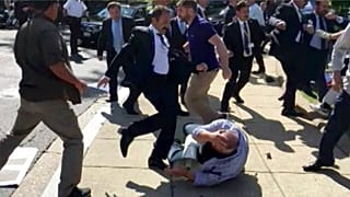 Erdoğan'ın korumaları mayıs 2017'de Washington'daki protestoculara sert müdahalede bulunmuştu