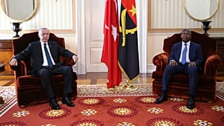 O presidente da Turquia em Luanda com o homólogo angolano João Lourenço