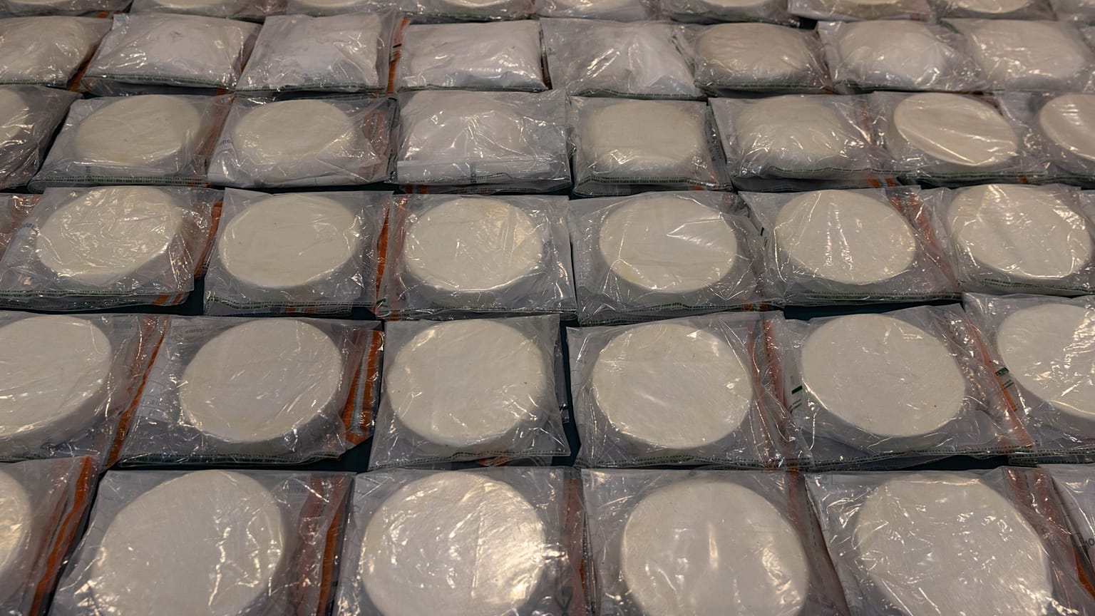 Intercetado iate com cinco toneladas de cocaína