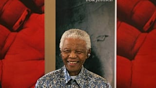 Eski Güney Afrika lideri Nelson Mandela