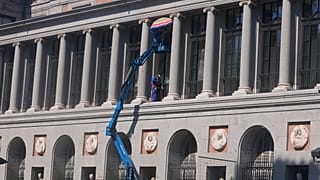 Die Polizei verhandelte von außen mit den Eingeschlossenen im Prado-Museum