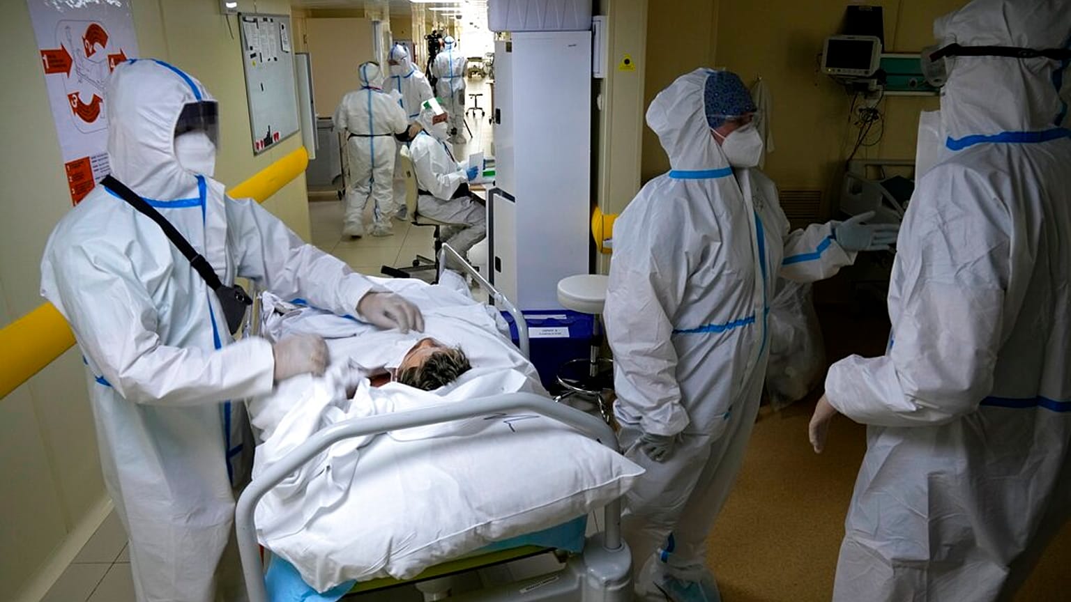Coronavirus, record di decessi nel Regno Unito e in Russia