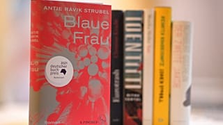 "Blaue Frau" de l'écrivaine allemande Antje Ravik Strubel a reçu un prix au premier jour de la foire du livre de Francfort, le 18 octobre 2021