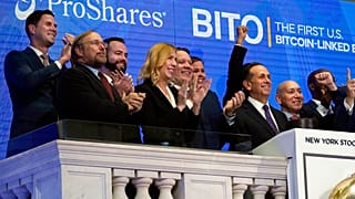 ABD'nin bitcoin tabanlı ilk borsa yatırım fonu BITO koduyla işlem görmeye başladı