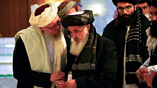Rusya, Taliban geçici hükümetinin başbakanıAbdulselam Hanefi ve dışişleri bakanı Emirhan Muttaki'yi Moskova'da ağırladı