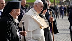 Εγκάρδιες ευχές του Πάπα Φραγκίσκου προς τον Οικουμενικό Πατριάρχη Βαρθολομαίο για τα 30 έτη διακονίας του στον πατριαρχικό θρόνο