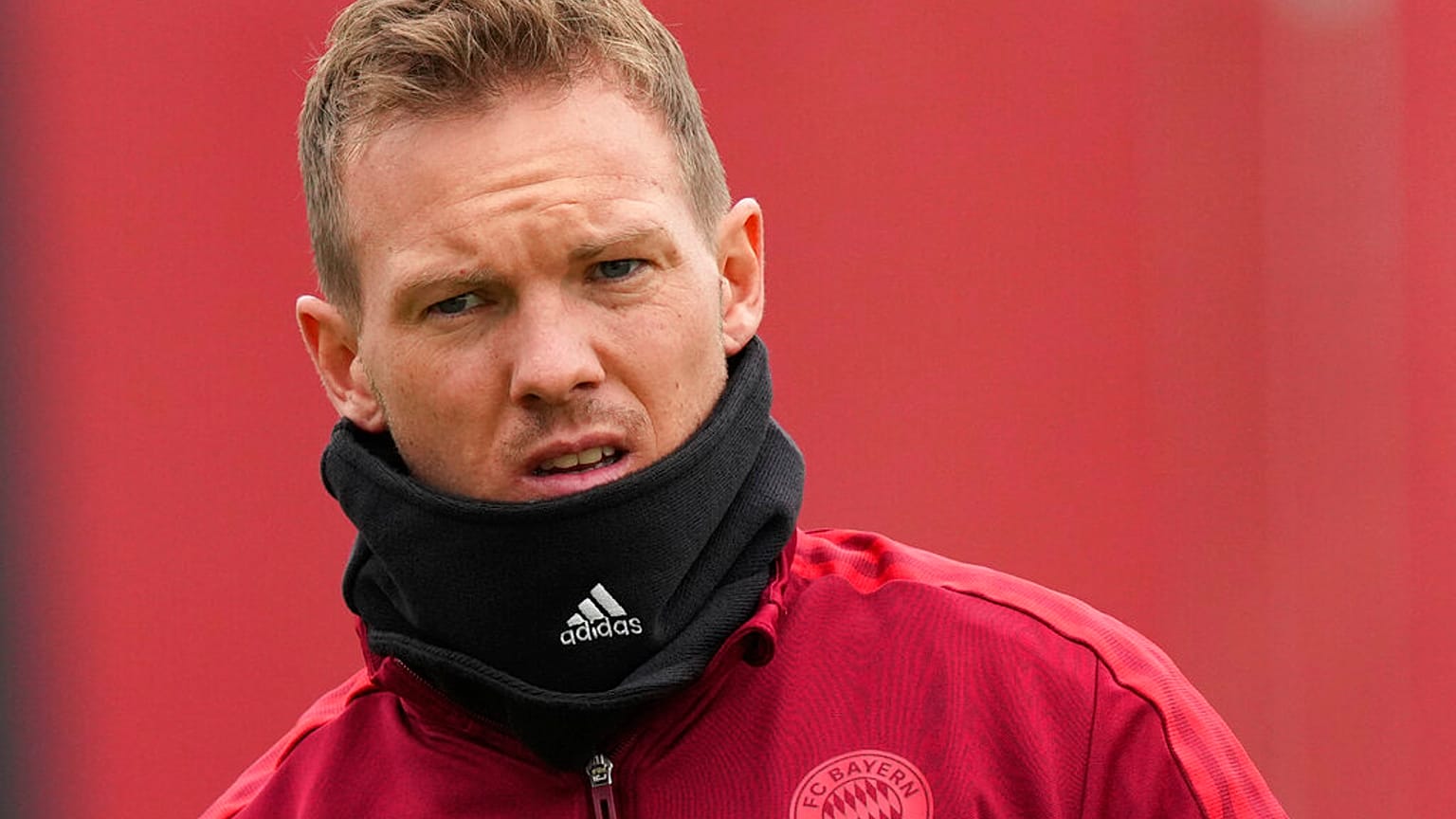 Nagelsmann in Lissabon am 19. Oktober 2021, das Spiel des FC Bayern gegen Benfica beobachtete er aus seinem Hotelzimmer aus.