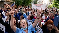 Врачи протестуют в Афинах