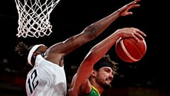 Στιγμιότυπο από αναμέτρηση του Παγκοσμίου Πρωταθλήματος της FIBA