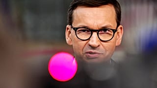 "A varsói kormány felszámolja az EU és Lengyelország közötti jogi kapcsolatot"  
