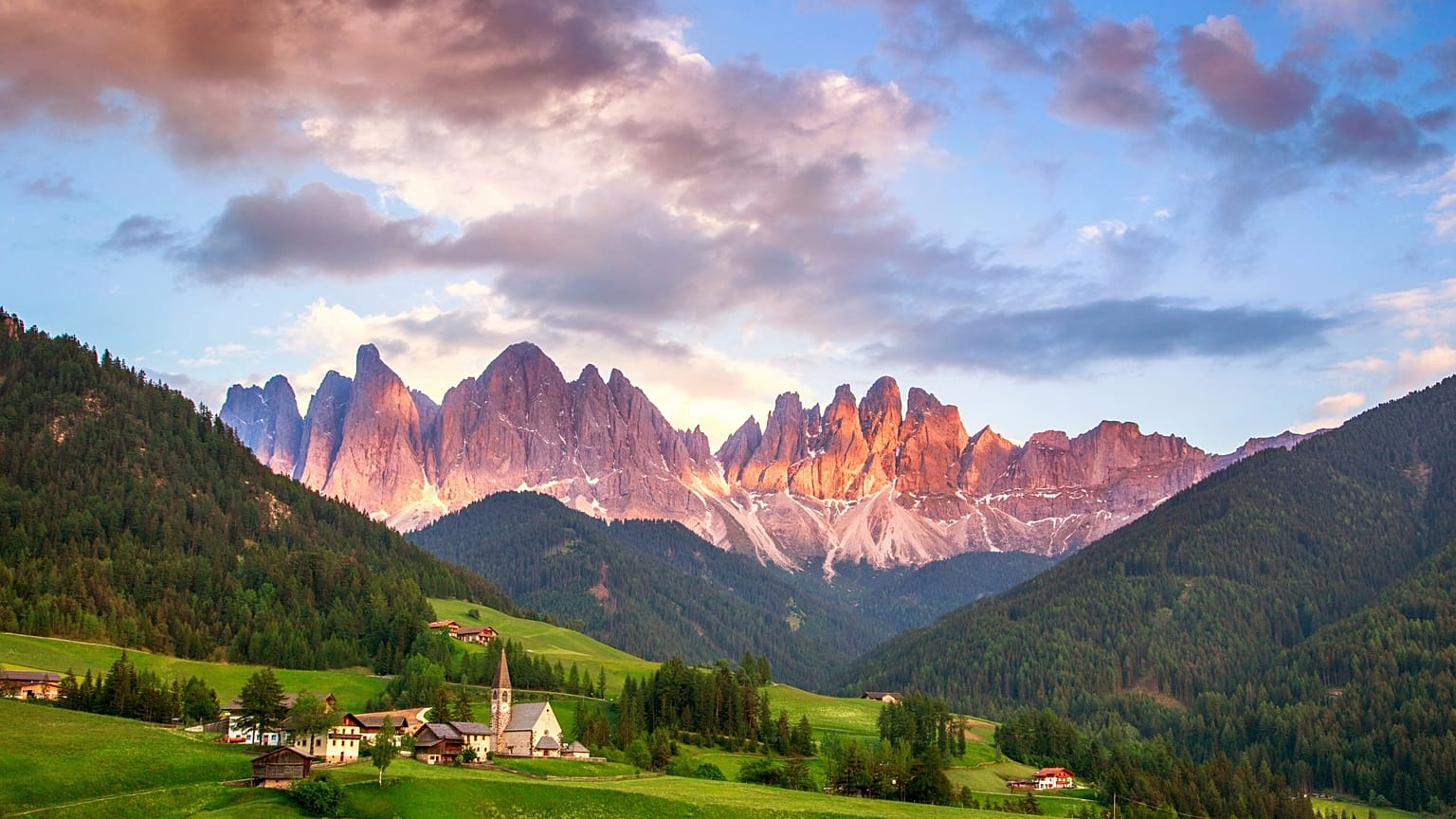 The Dolomites, where the Hotel Leitlhof resides.