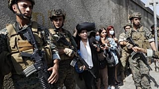 سربازان ارتش لبنان در جریان درگیریهای ۱۴ اکتبردر بیروت