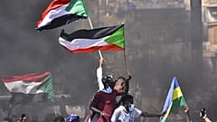 Manifestazione per un governo dei civili a Khartoum 