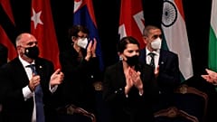 Uğur Şahin ve Özlem Türeci'ye İspanya'da Asturias Prensesi ödülü verildi