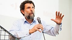 رجل الأعمال التركي والمعارض عثمان كافالا 