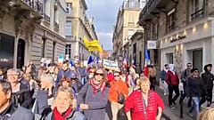 Protest in Paris: 5000 demonstrieren gegen Impfnachweis