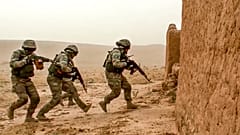 Un grupo de soldados durante las maniobras militares en Tayikistán