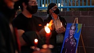 Hollywood emekçileri film setinde ölen arkadaşlarını andı 