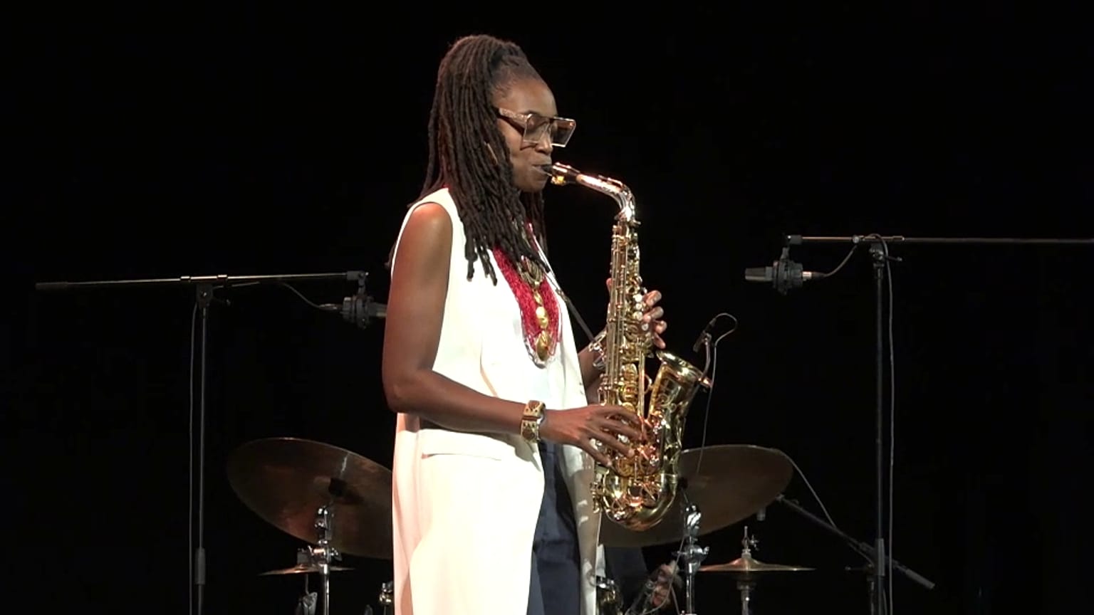 Lakecia Benjamin si esibisce a Jazz and Wine 