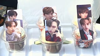 Mercancía con fotografías de artistas de Kpop, 23/10/2021, Lima, Perú