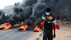 Zweiter Versuch in einem Monat: Militär putscht sich im Sudan an die Macht