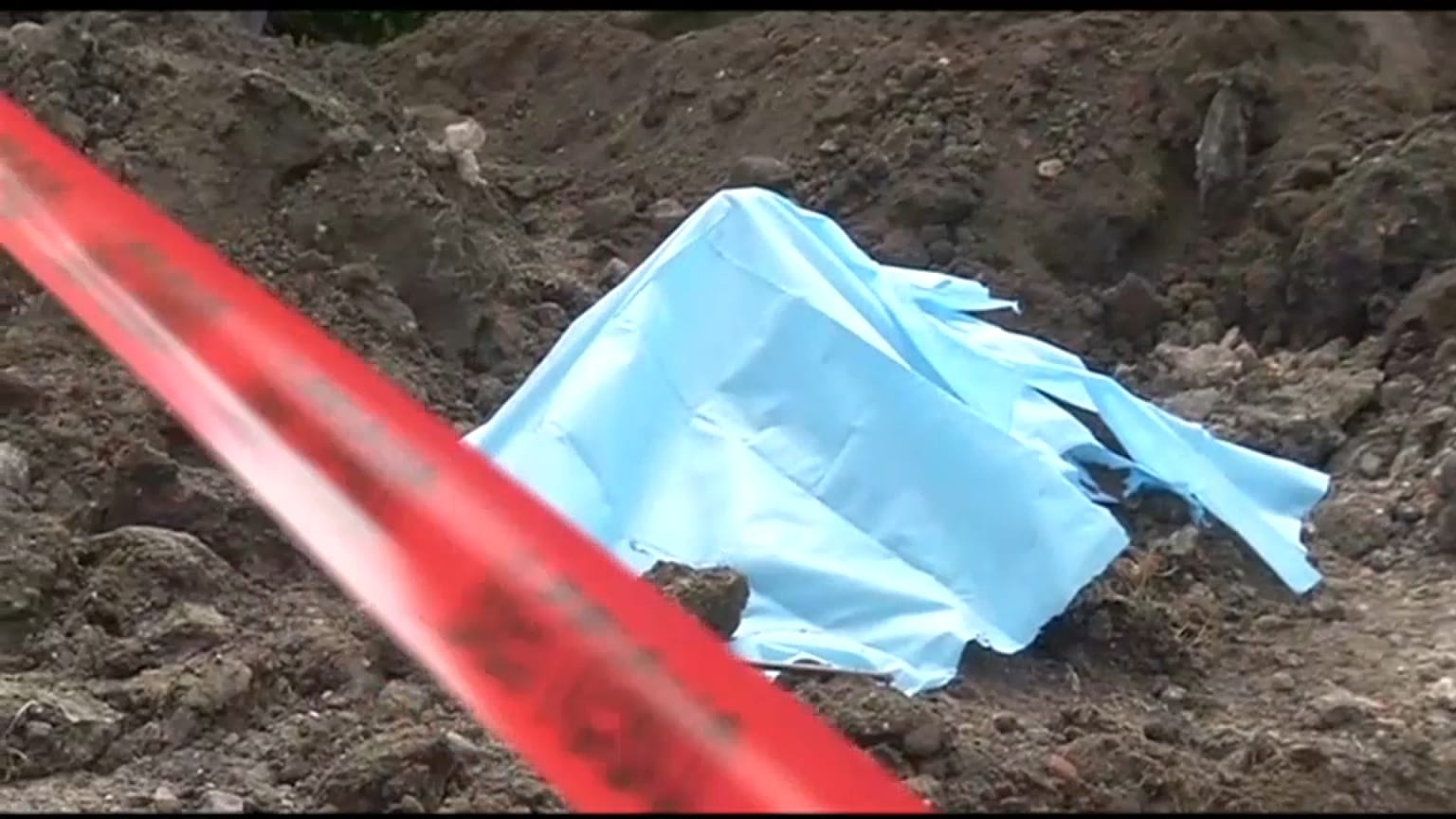 Restos humanos recuperados en el narcocementerio