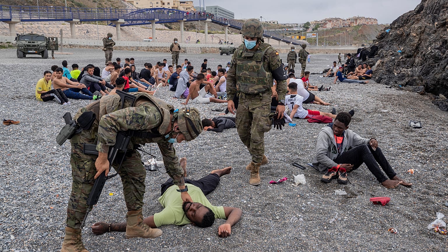 Espanha desmantela rede de tráfico de migrantes