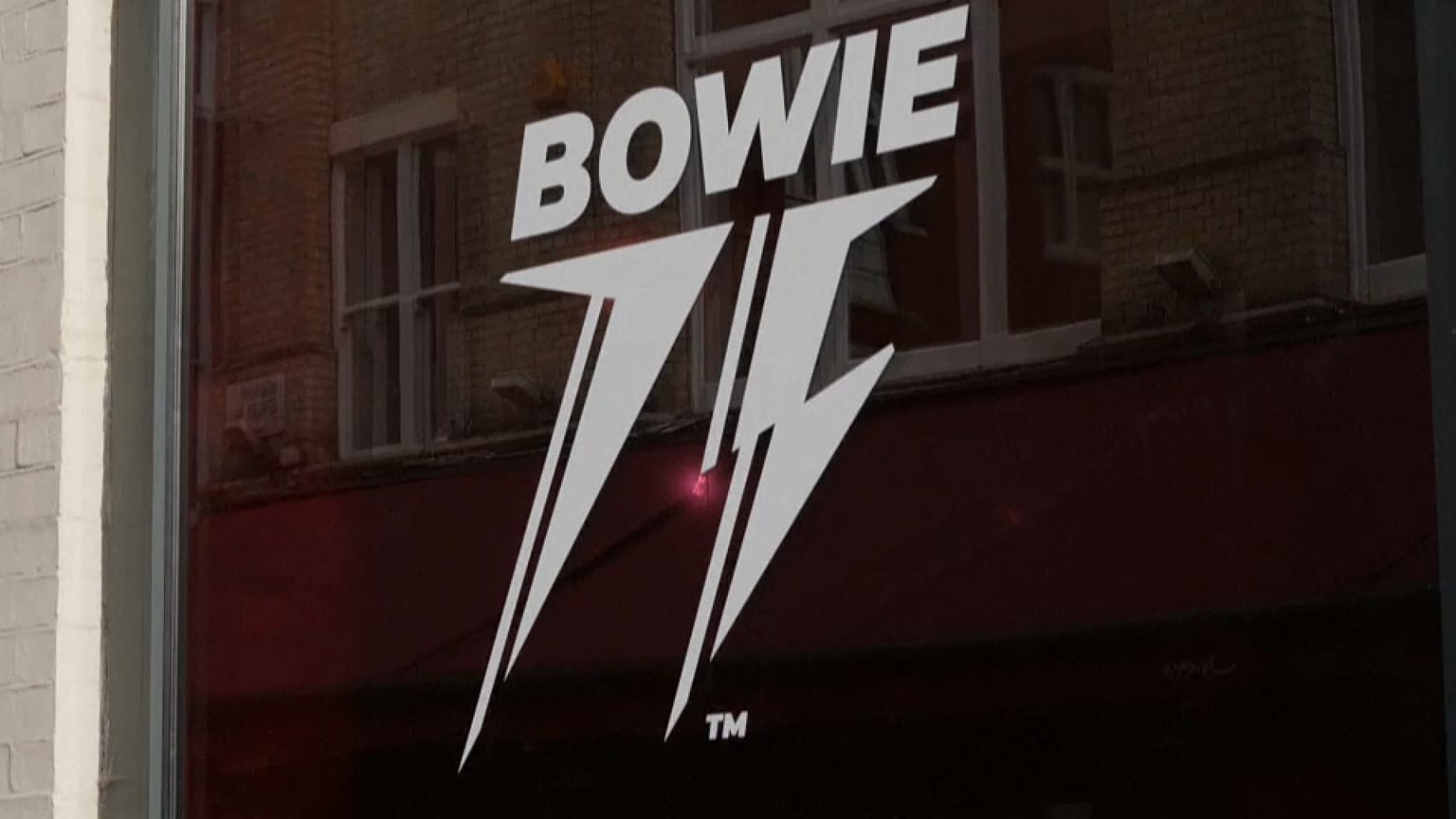 Bowie 75